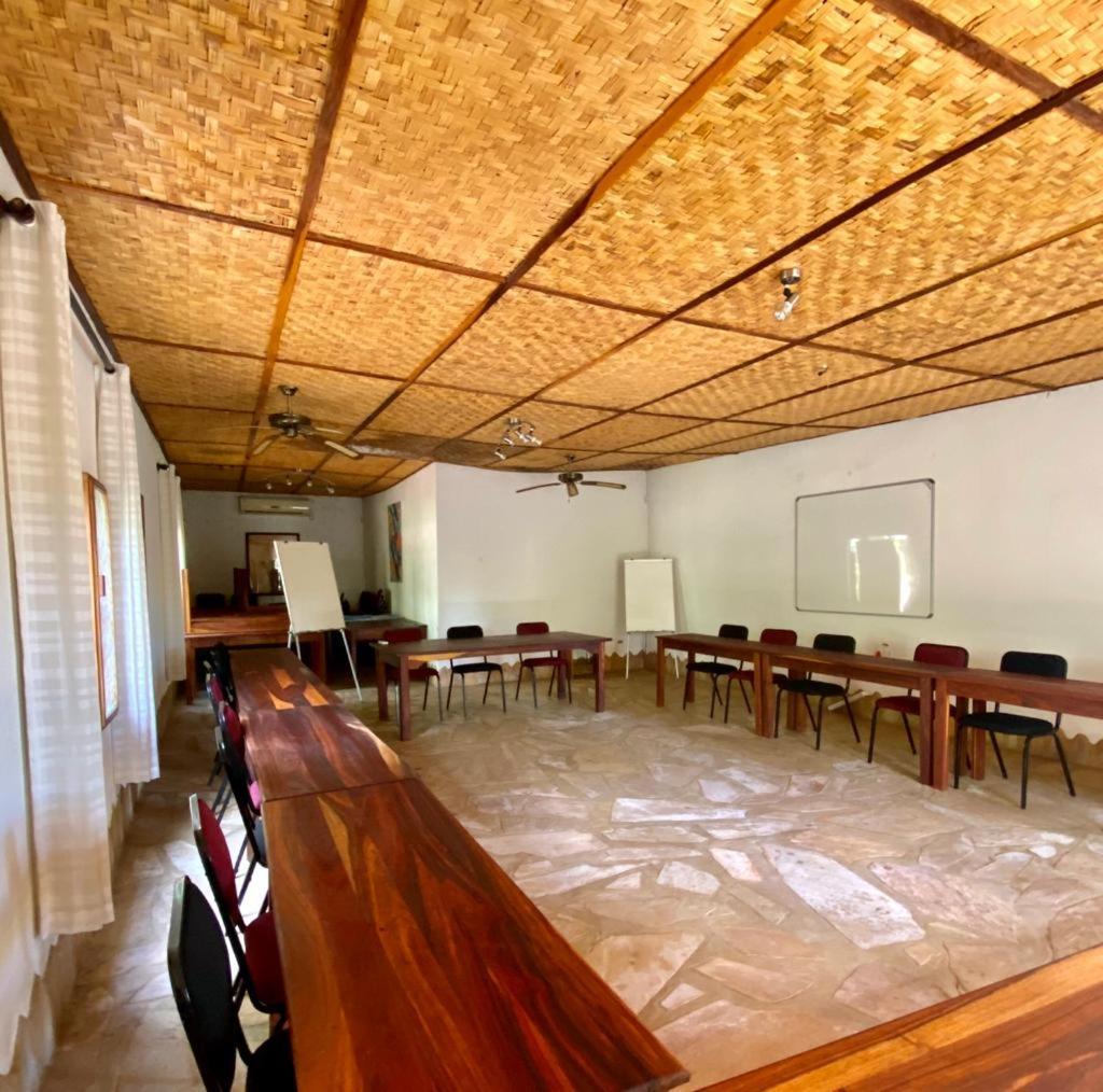Tambuti Lodge Rundu Kültér fotó
