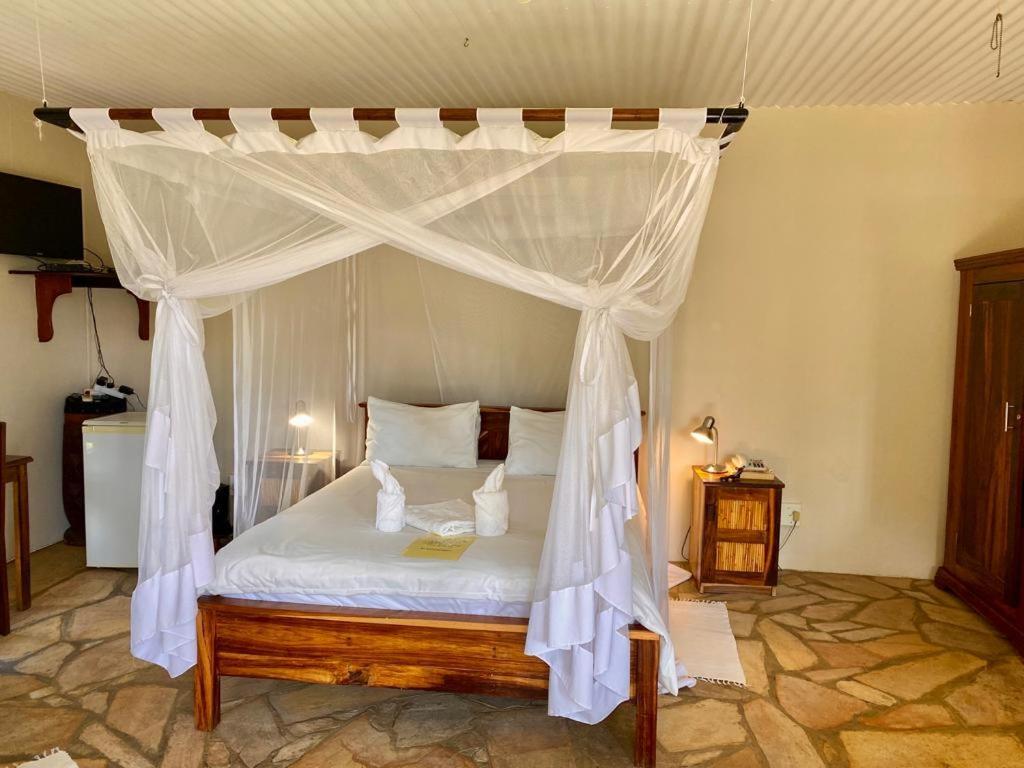 Tambuti Lodge Rundu Kültér fotó