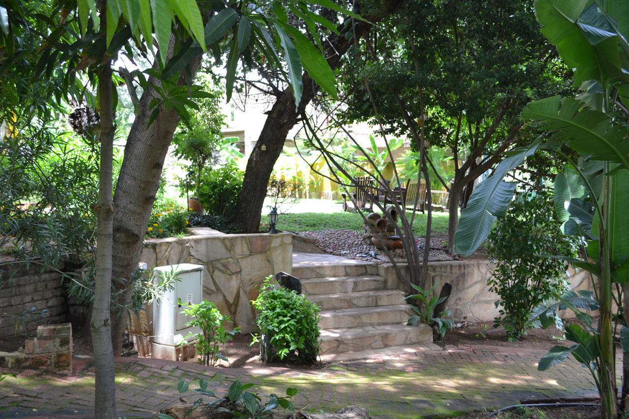 Tambuti Lodge Rundu Kültér fotó